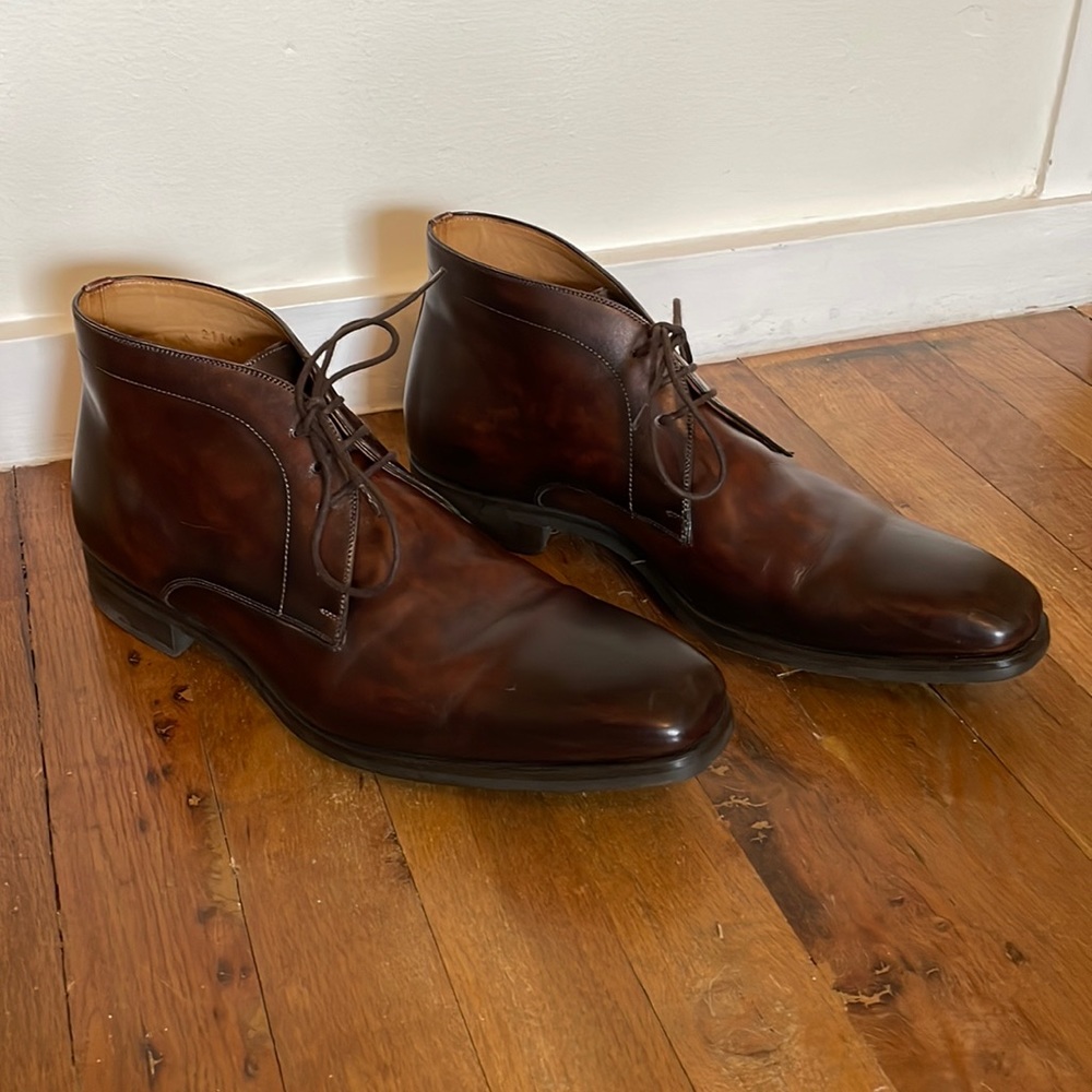 Magnanni Brown Leather Chukka Boots
